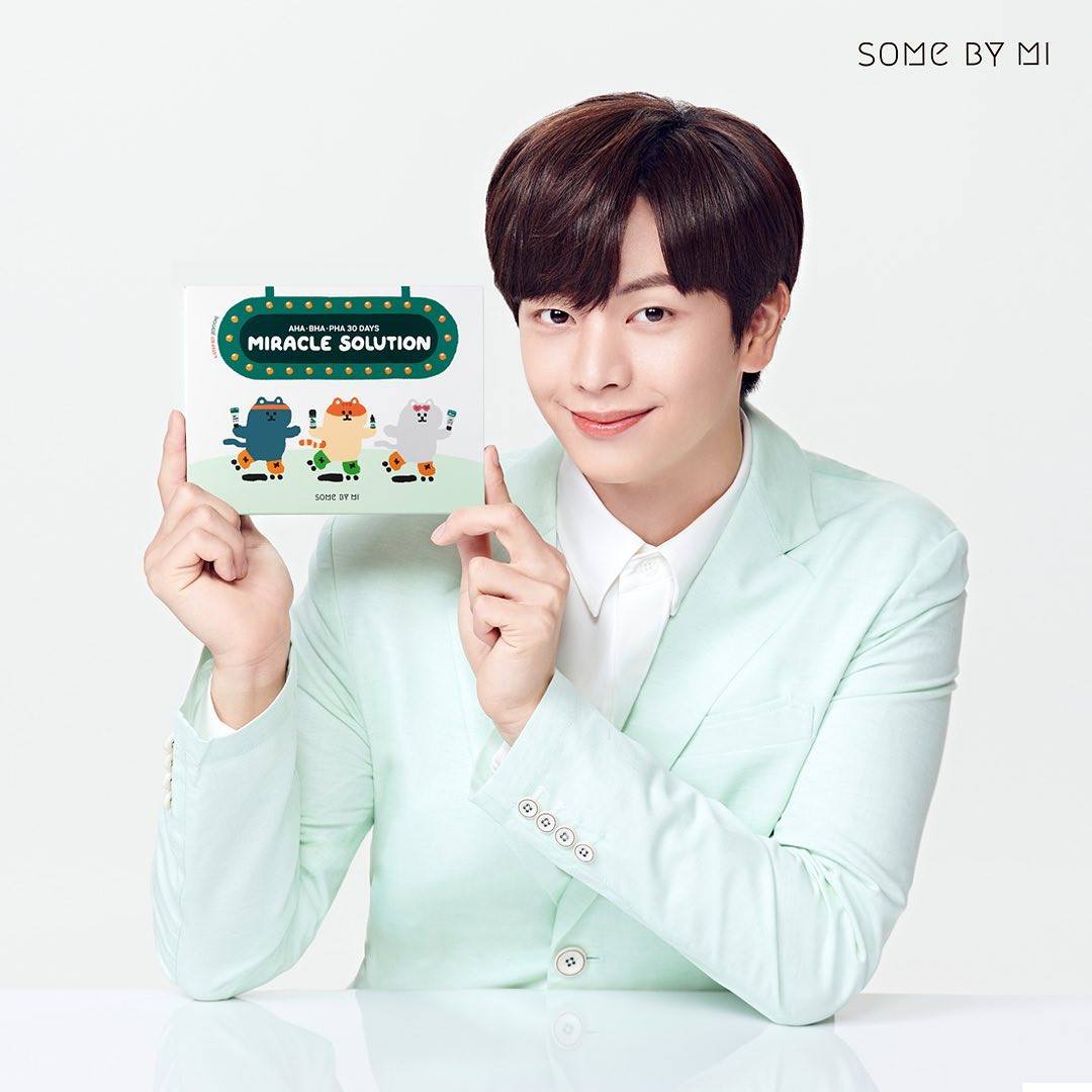 AHA BHA PHA 30 Days Miracle Solution 4-Step Kit